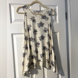 White and blue flowy tank top